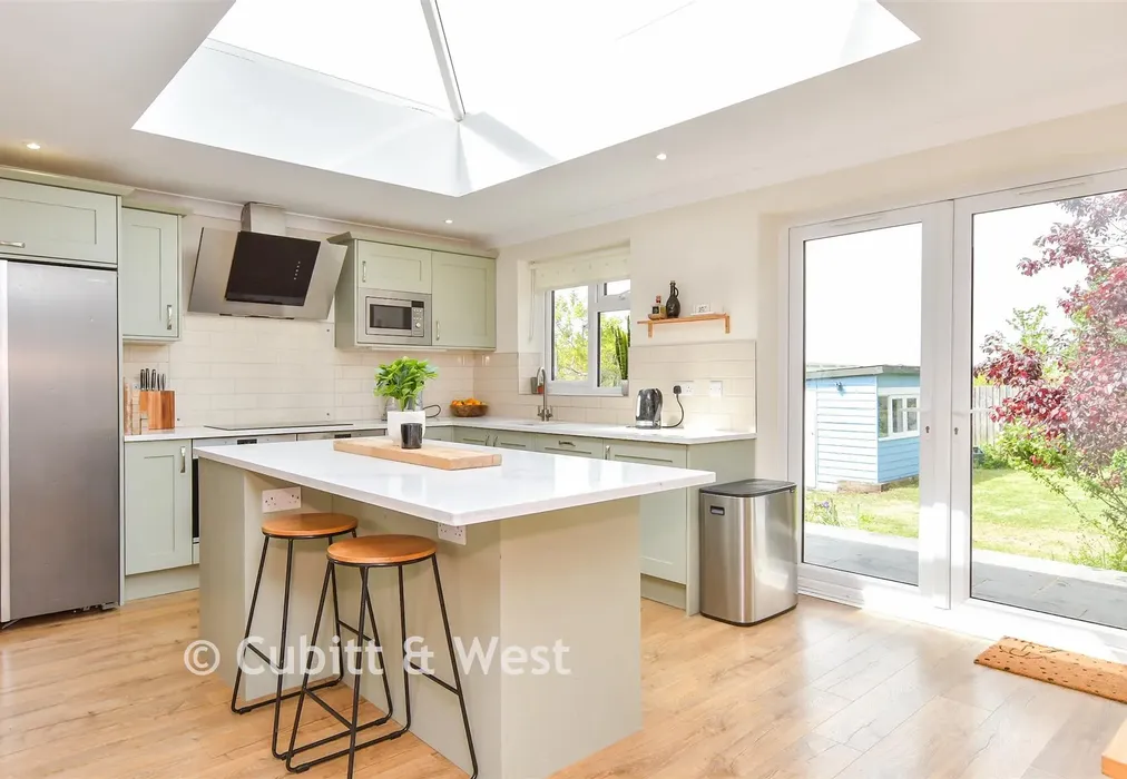 Kitchen/ Dining Area - Selhurst Road, Woodingdean, East Sussex - Wards of Kent