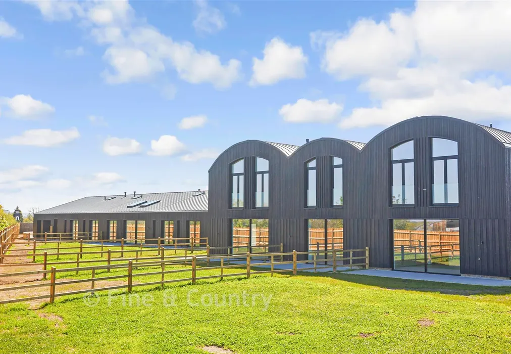 External - Hartdene Barns, Hartfield Road, Cowden, Kent - Wards of Kent