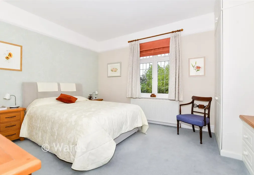 Bedroom 1 - The Street, Bearsted, Maidstone, Kent - Wards of Kent