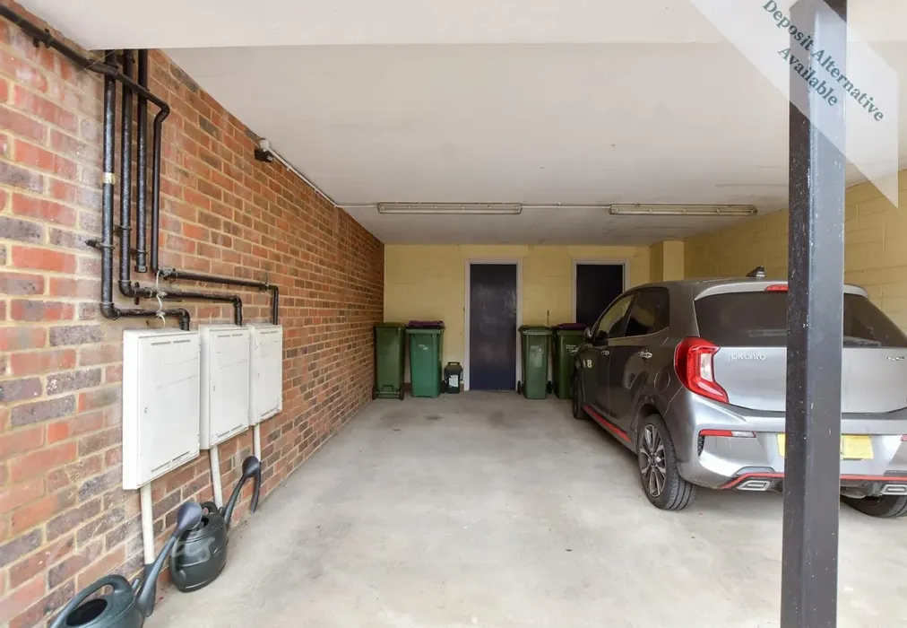 Car Port - Newmans Close Hythe CT21 - Wards of Kent