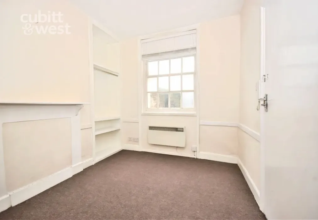 Studio - Upper Rock Gardens, Brighton, BN2 - Wards of Kent