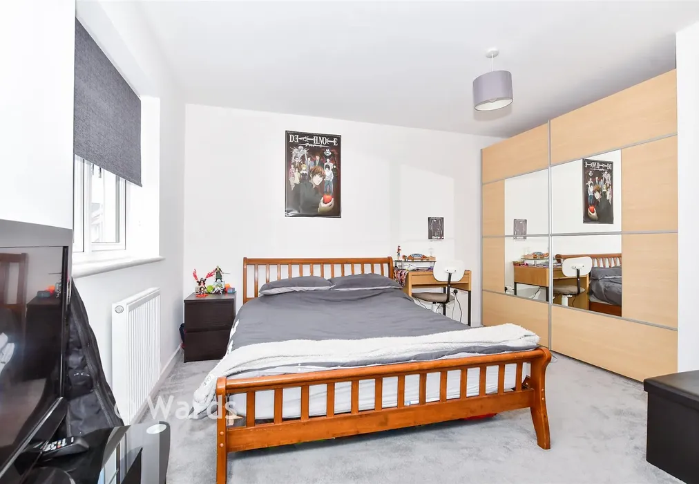 Bedroom 2 - Honeysuckle Way, Coxheath, Maidstone, Kent - Wards of Kent