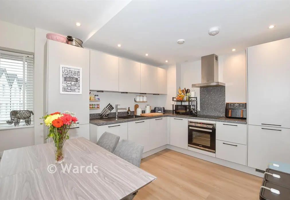 Kitchen - Mill Hall, Aylesford, Kent - Wards of Kent