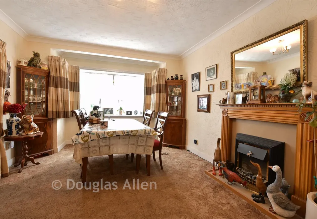 Lounge - Chigwell Road, Woodford Green, Essex - Wards of Kent