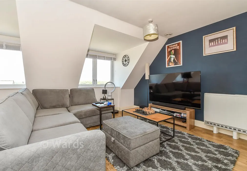Living Room/ Kitchen - The Avenue, Tunbridge Wells, Kent - Wards of Kent
