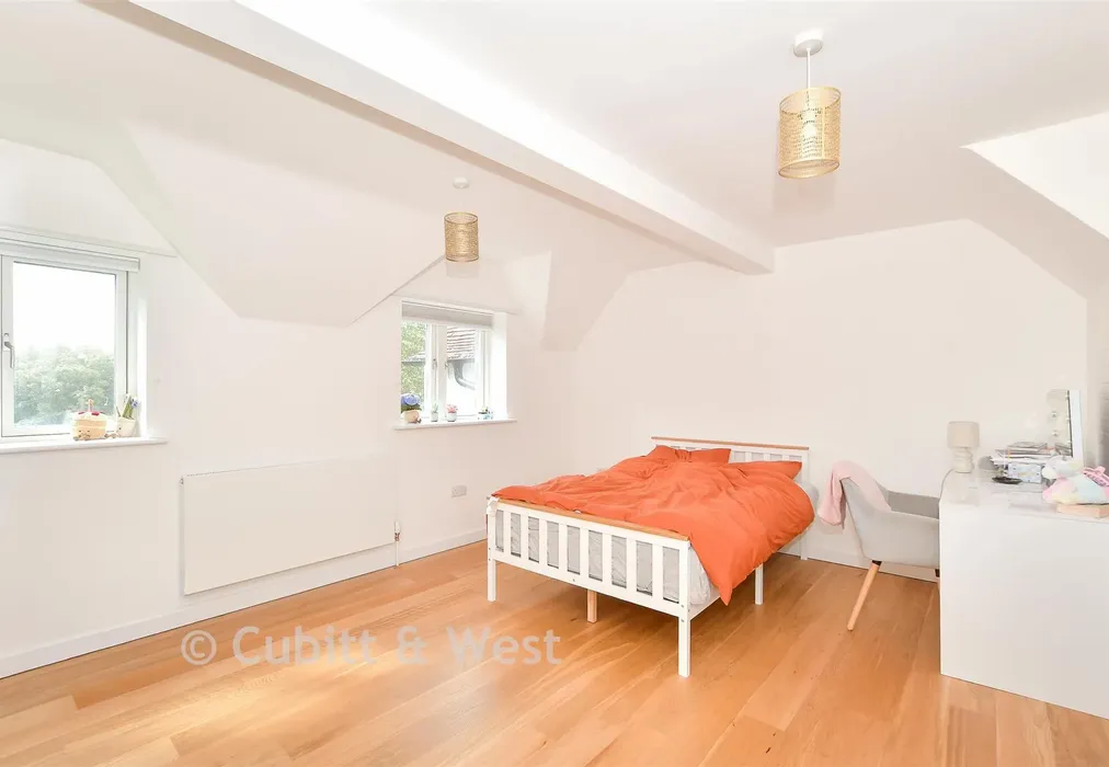 Bedroom 2 - Ranscombe Lane, Glynde, East Sussex - Wards of Kent