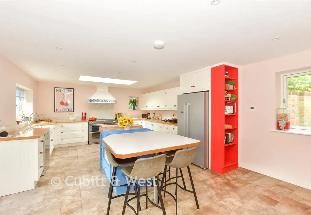 Kitchen/ Breakfast Room - Ranscombe Lane, Glynde, East Sussex - Wards of Kent