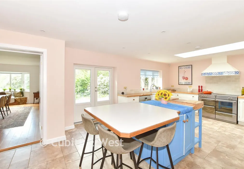 Kitchen/ Breakfast Room - Ranscombe Lane, Glynde, East Sussex - Wards of Kent