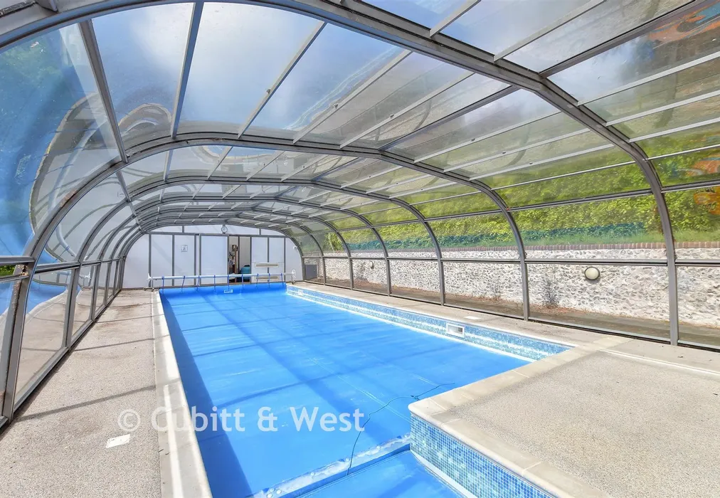 Swimming Pool - Ranscombe Lane, Glynde, East Sussex - Wards of Kent