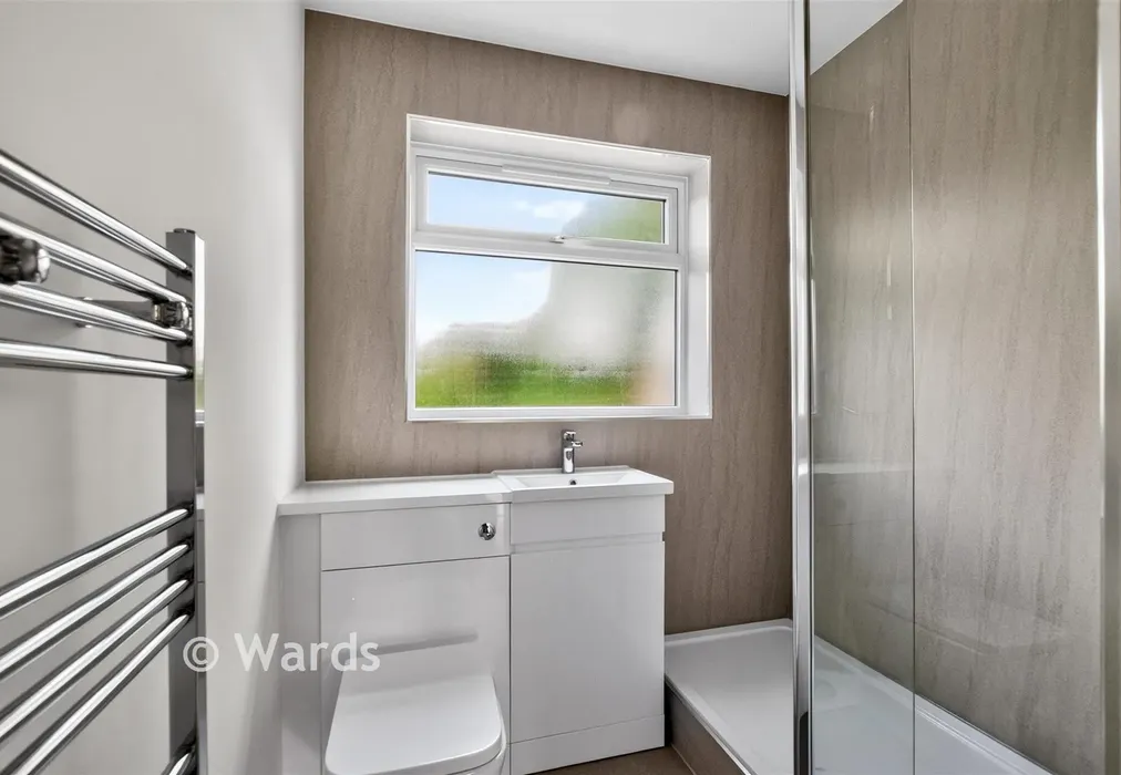 Shower Room - Dunes Road, Greatstone, Kent - Wards of Kent