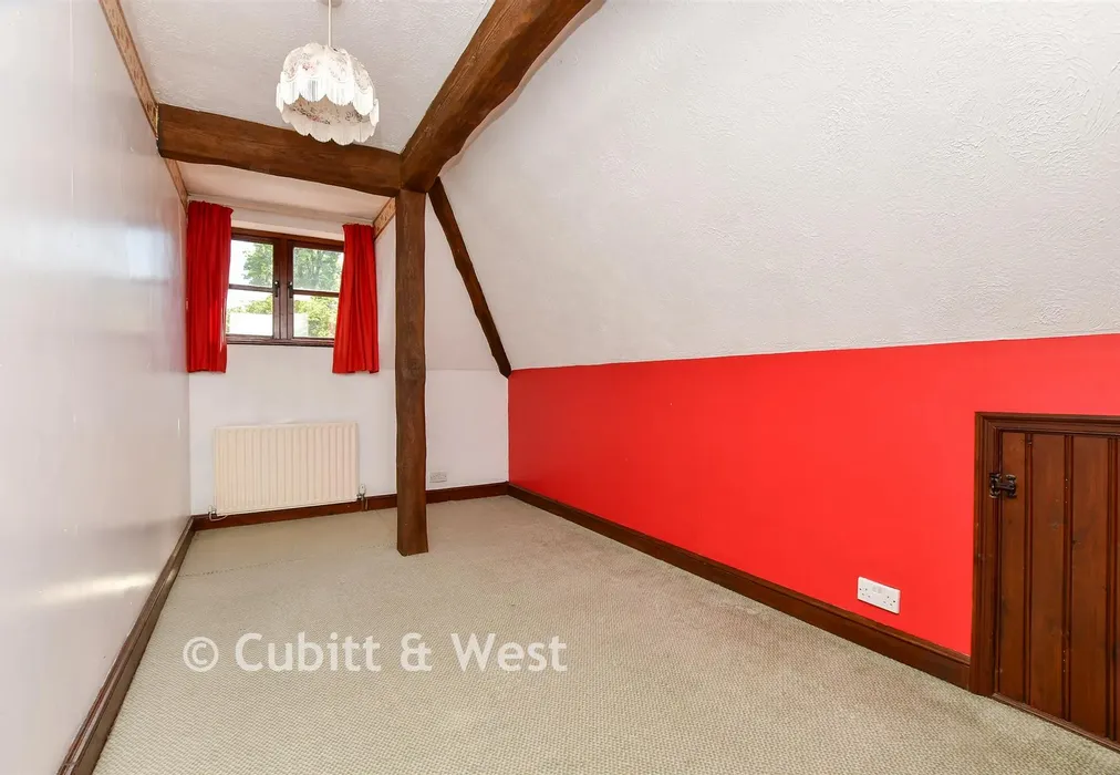 Bedroom 3 - Sycamore Close, Fetcham, Surrey - Wards of Kent