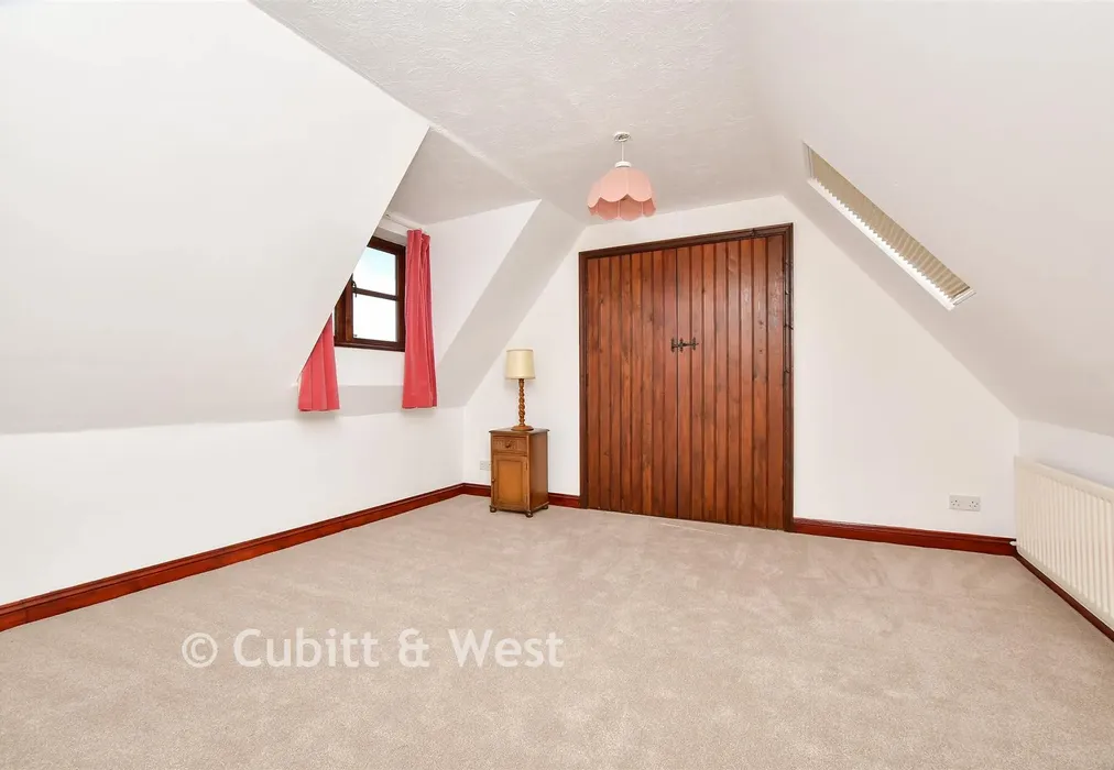 Bedroom 2 - Sycamore Close, Fetcham, Surrey - Wards of Kent