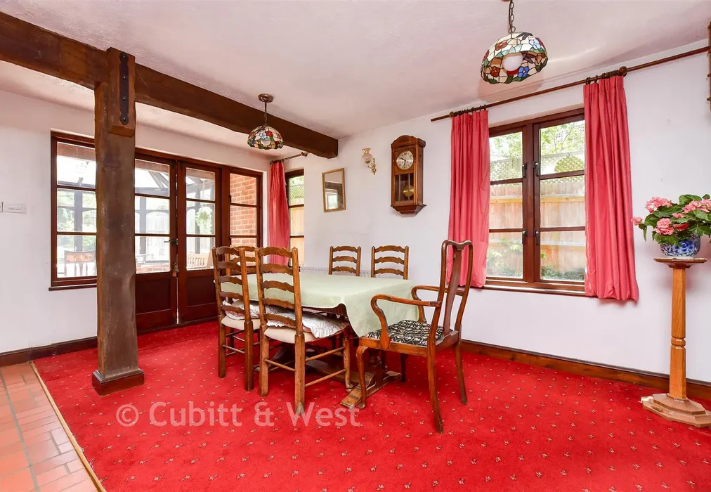 Dining Area - Sycamore Close, Fetcham, Surrey - Wards of Kent