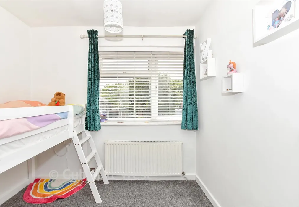 Bedroom 3 - Albretia Avenue, Cowplain, Waterlooville, Hampshire - Wards of Kent