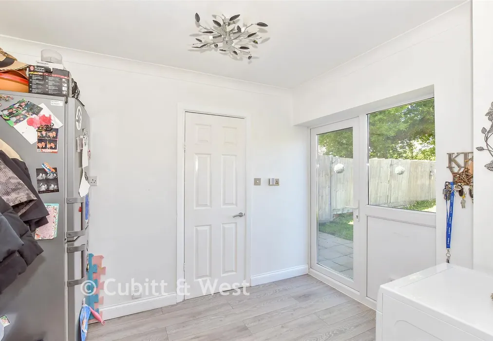 Internal Lifestyle Photograph - Albretia Avenue, Cowplain, Waterlooville, Hampshire - Wards of Kent