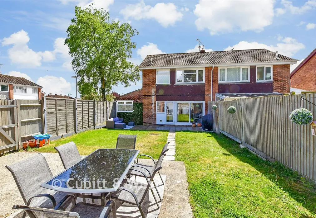 Rear Garden - Albretia Avenue, Cowplain, Waterlooville, Hampshire - Wards of Kent