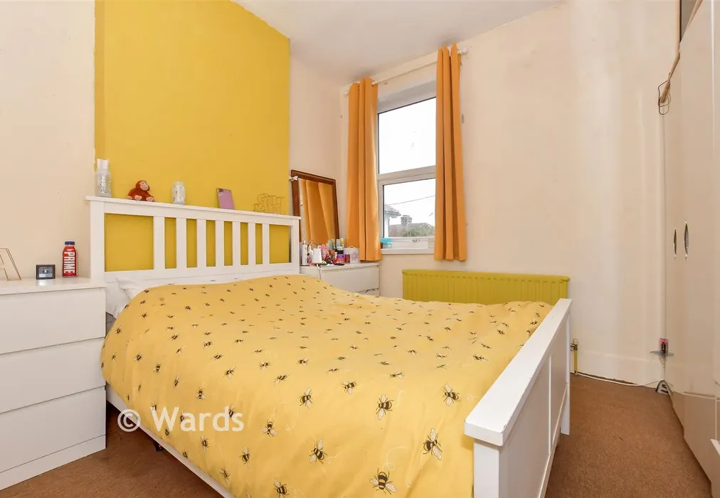 Bedroom 1 - Bournemouth Drive, Herne Bay - Wards of Kent