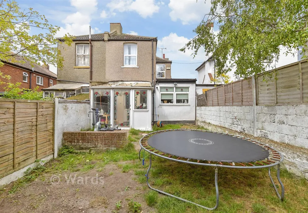 Rear Garden - Bournemouth Drive, Herne Bay - Wards of Kent