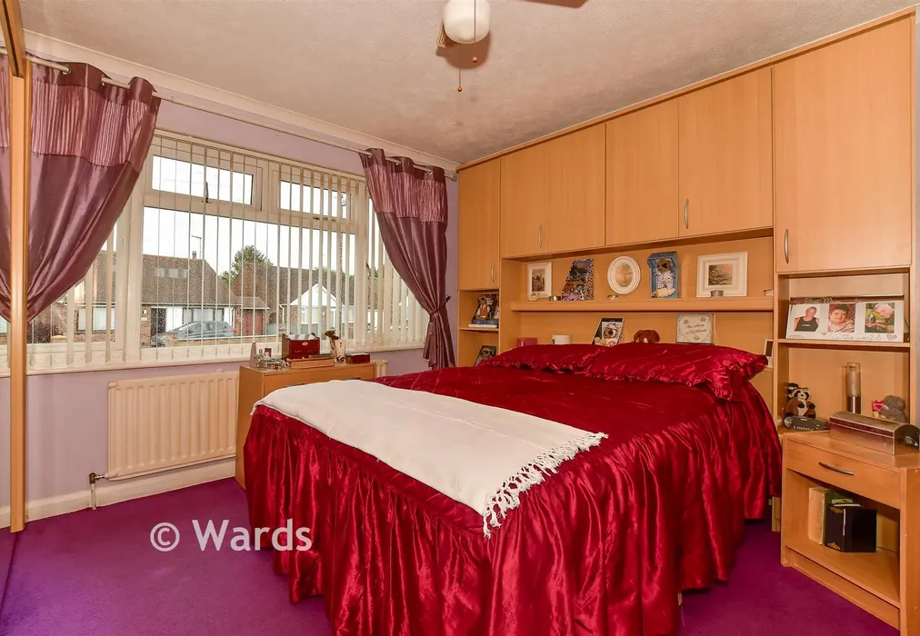 Bedroom 1 - Lower Herne Road, Herne Bay, Kent - Wards of Kent