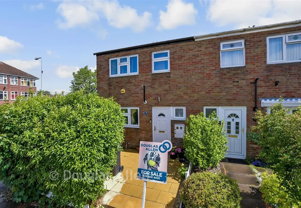 External (Web) - Pershore Close, Ilford, Essex - Wards of Kent