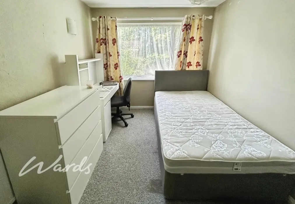 Bedroom - Ancress Close Canterbury CT2 - Wards of Kent