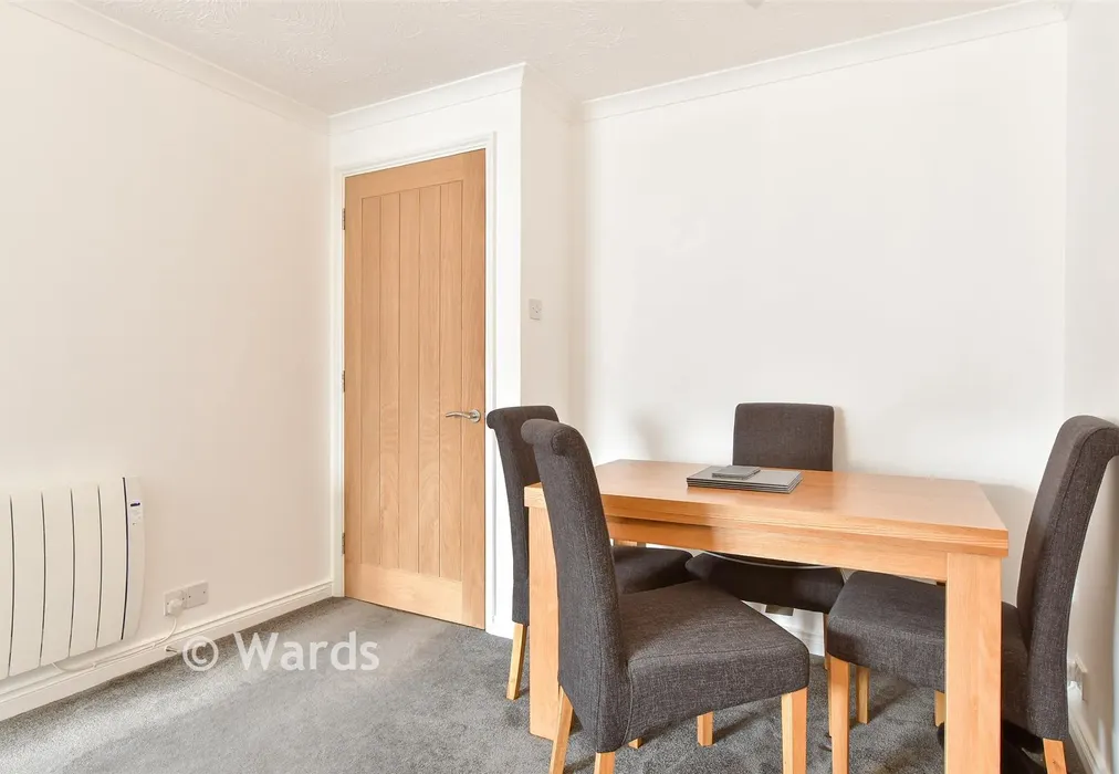 Lounge/Diner - Haig Gardens, Gravesend, Kent - Wards of Kent