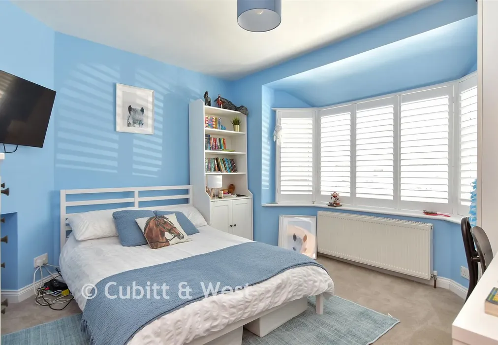 Bedroom 2 - Berriedale Drive, Sompting, West Sussex - Wards of Kent