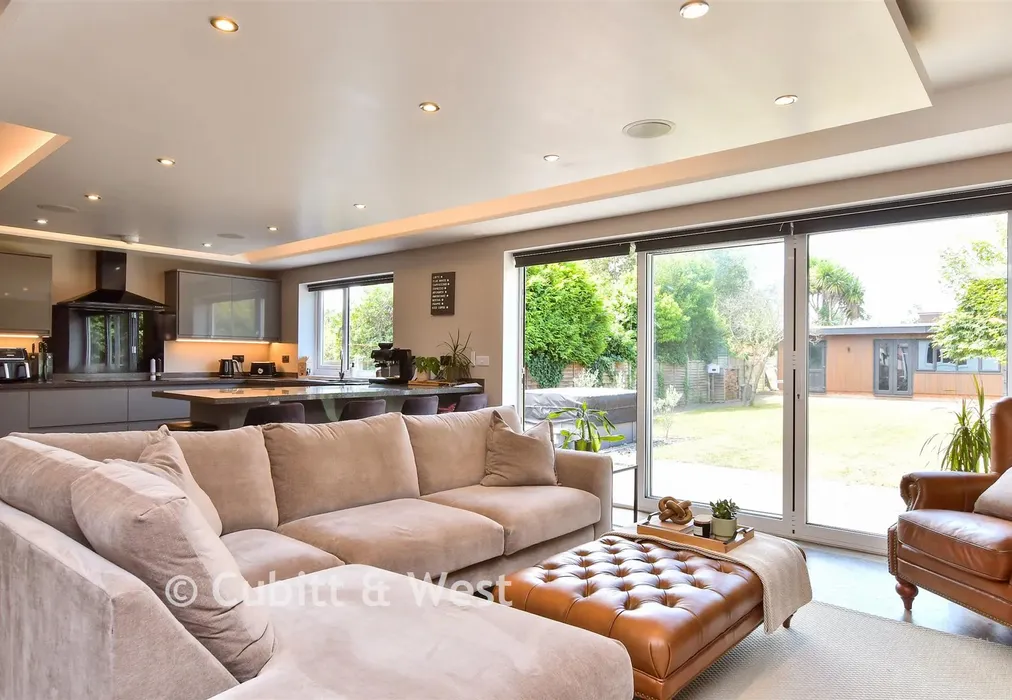 Kitchen/ Dining Room - Berriedale Drive, Sompting, West Sussex - Wards of Kent