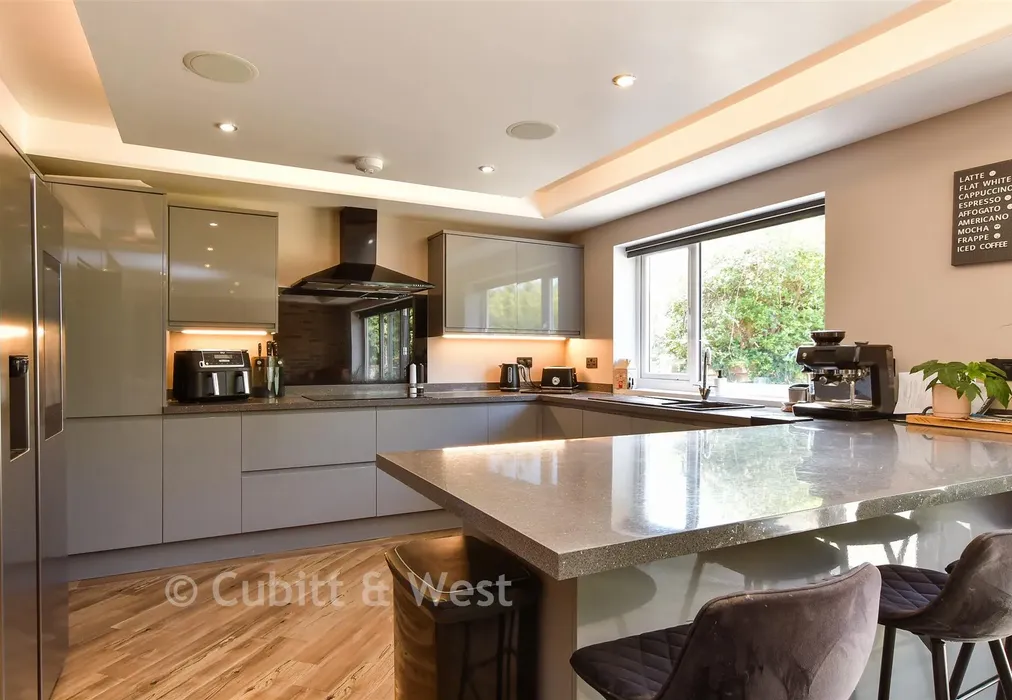 Kitchen/ Dining Room - Berriedale Drive, Sompting, West Sussex - Wards of Kent