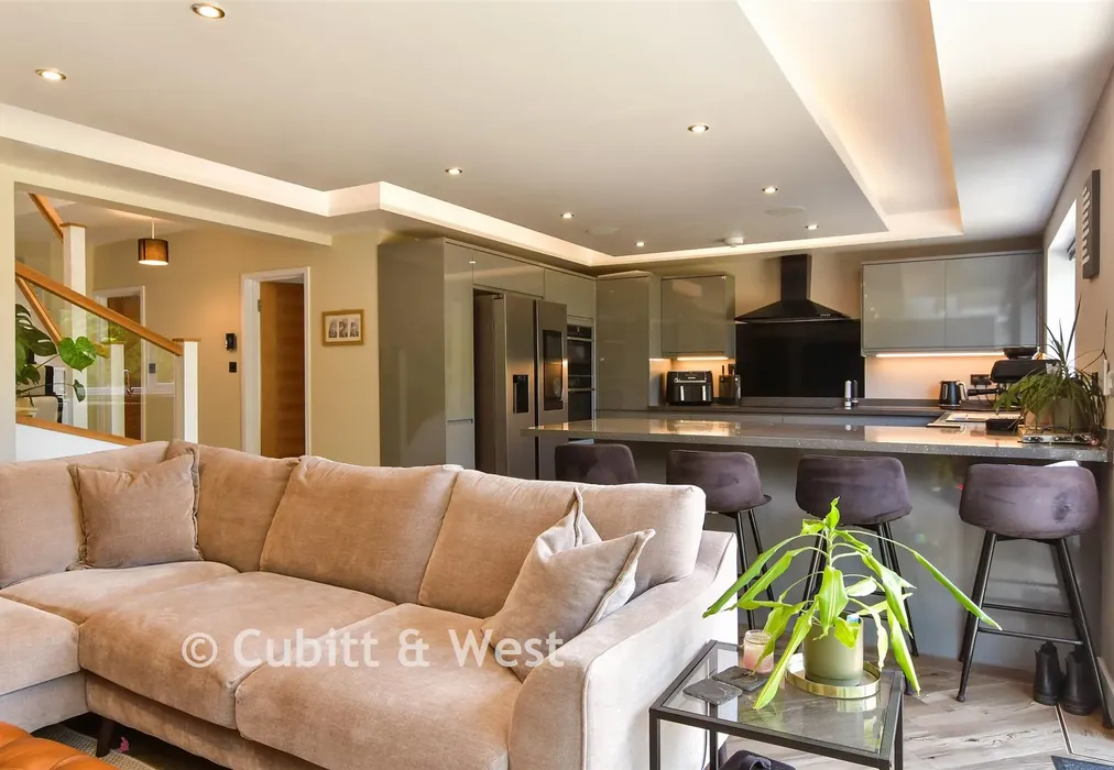 Kitchen/ Dining Room - Berriedale Drive, Sompting, West Sussex - Wards of Kent