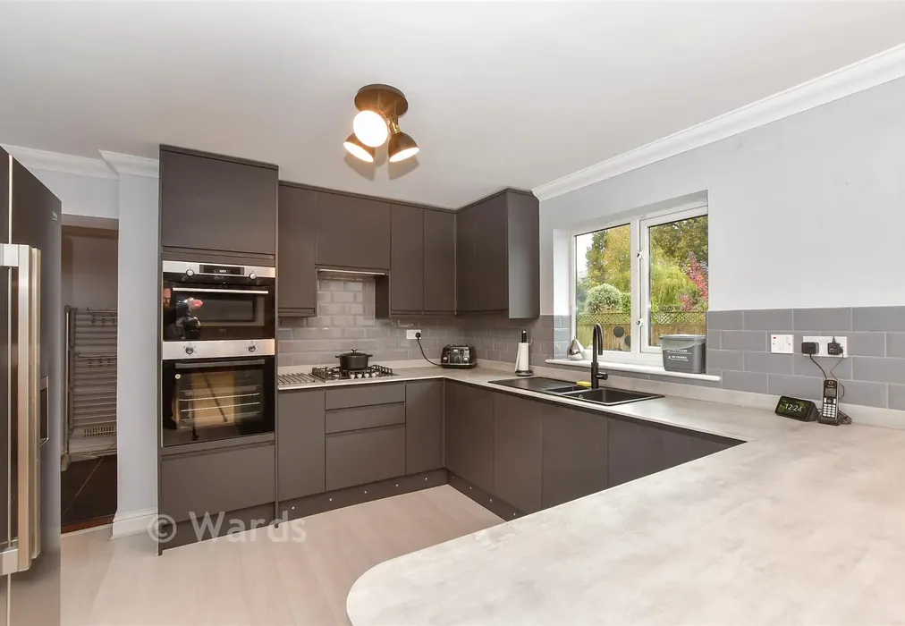 Kitchen/Diner - Lower Road, Woodchurch, Kent - Wards of Kent