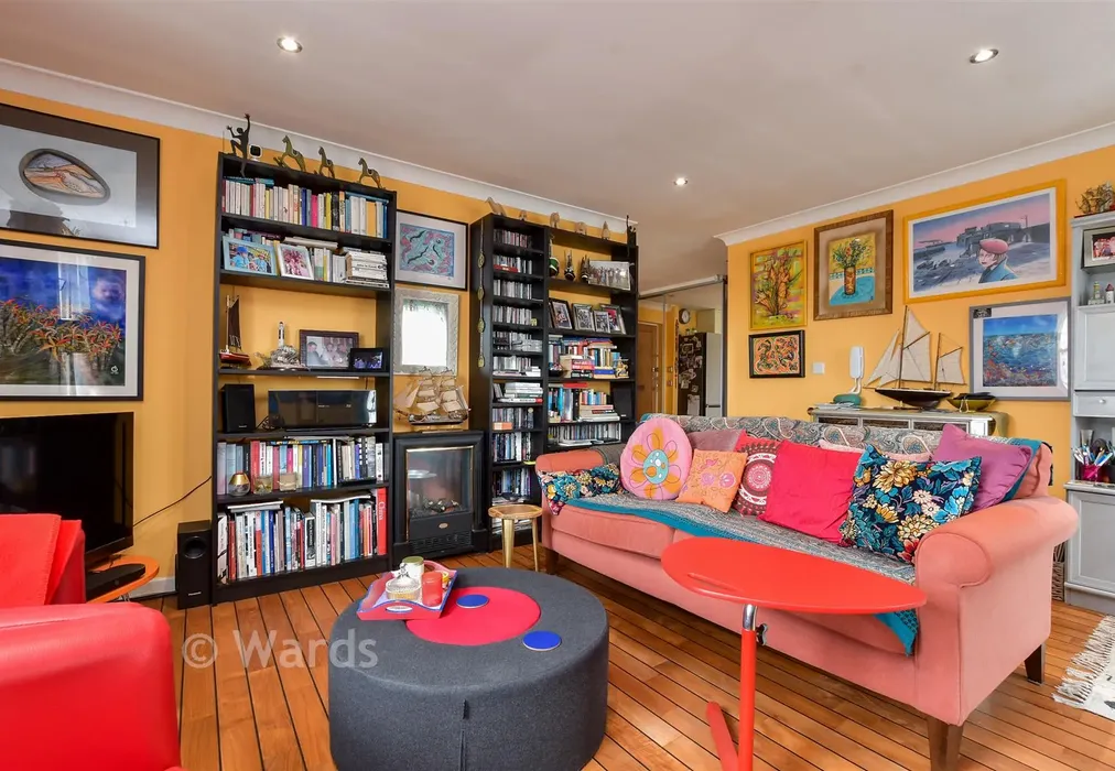 Lounge - Addington Street, Ramsgate, Kent - Wards of Kent