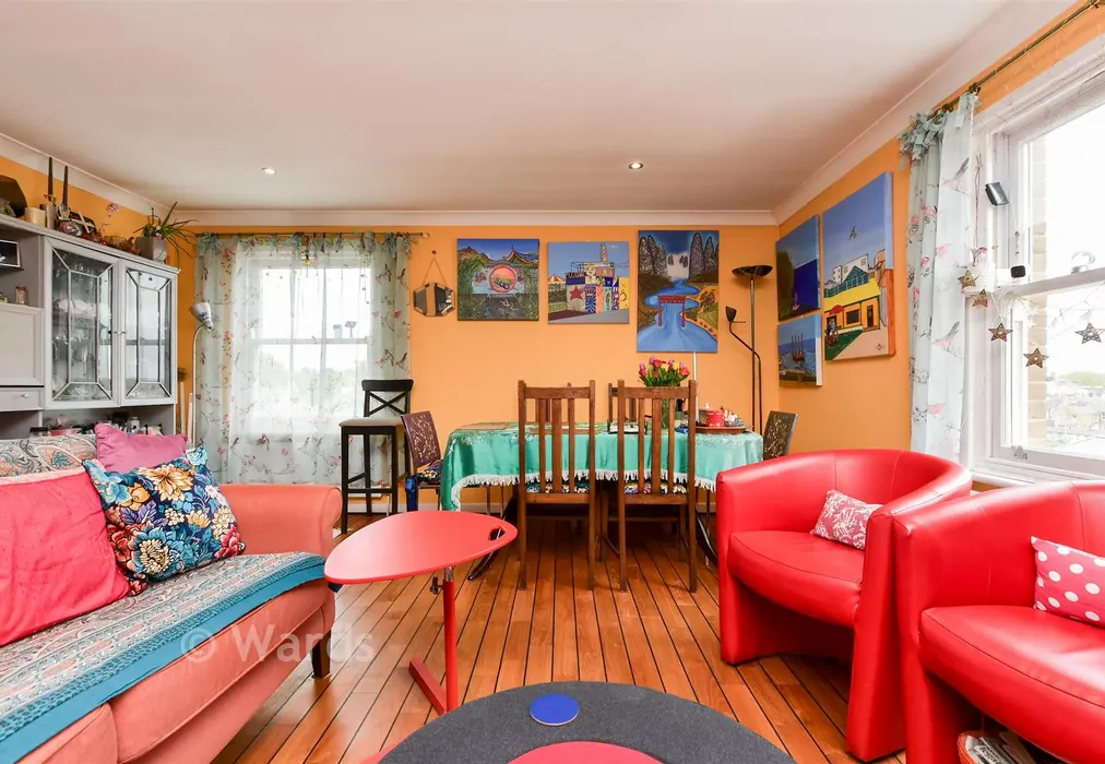 Lounge - Addington Street, Ramsgate, Kent - Wards of Kent