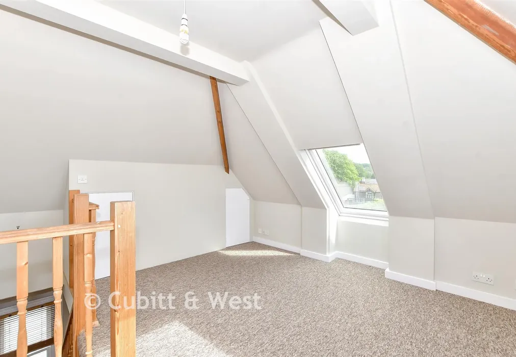 Bedroom 1 - Ford Road, Arundel, West Sussex - Wards of Kent