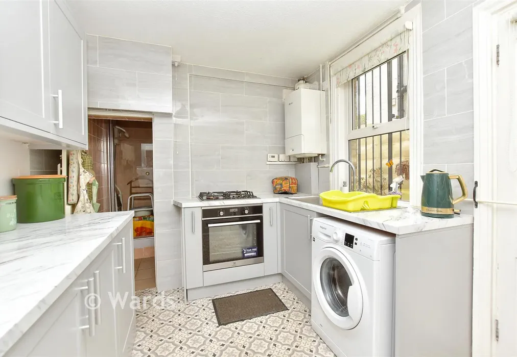 Kitchen - Louisville Avenue, Gillingham, Kent - Wards of Kent