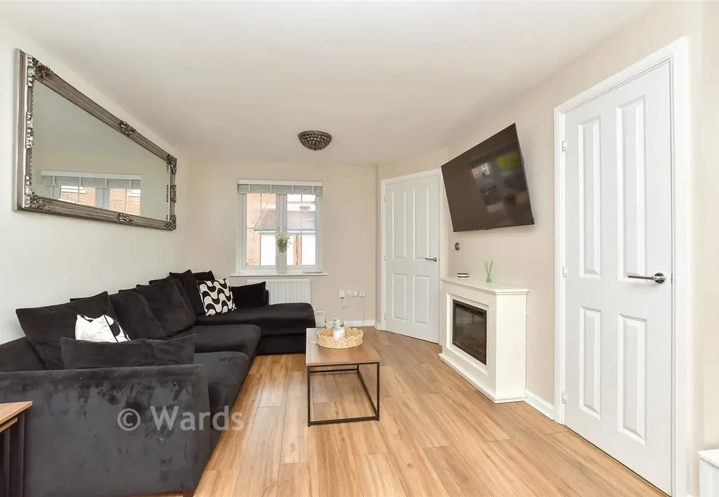 Lounge - Clifford Crescent, Sittingbourne, Kent - Wards of Kent