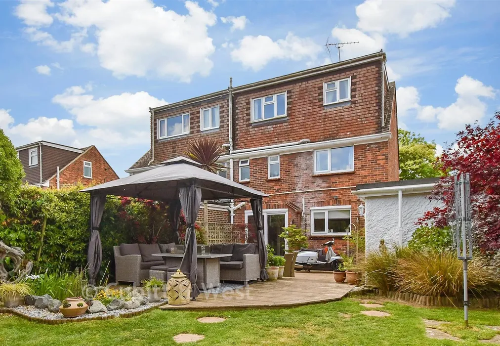 Rear Elevation - Meadow Way, Littlehampton, West Sussex - Wards of Kent