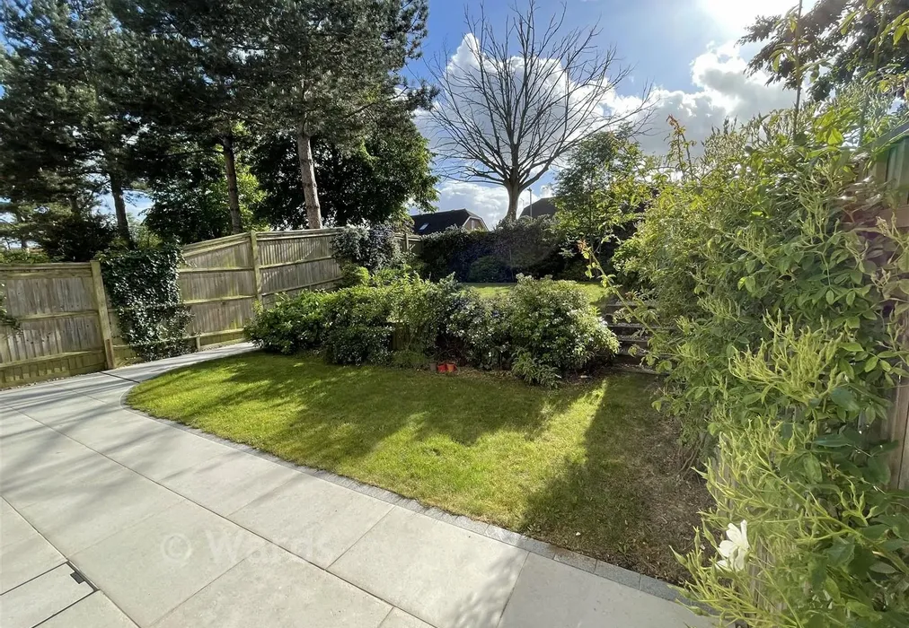 Garden - Moncrieff Gardens, Hythe, Kent - Wards of Kent