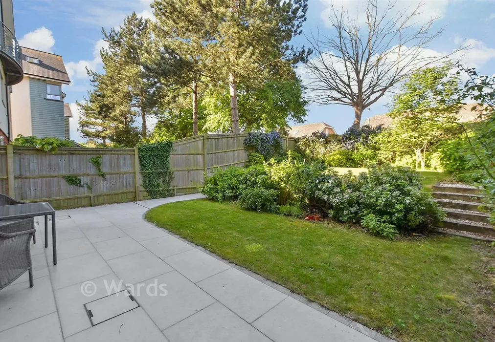 Rear Garden - Moncrieff Gardens, Hythe, Kent - Wards of Kent