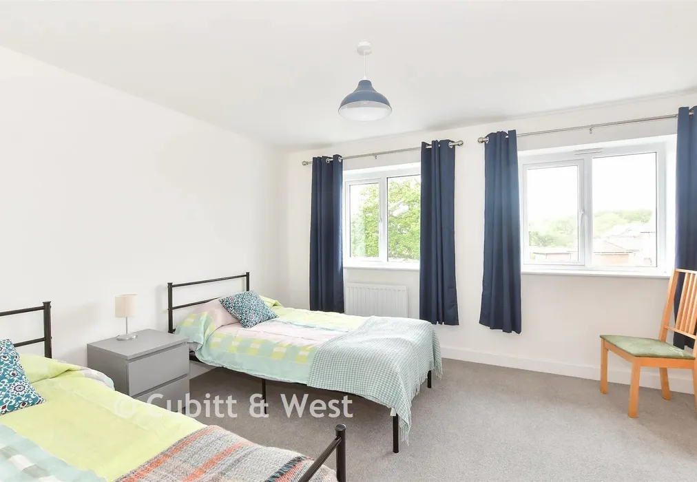 Bedroom 2 - Goldcrest Drive, Sayers Common, West Sussex - Wards of Kent