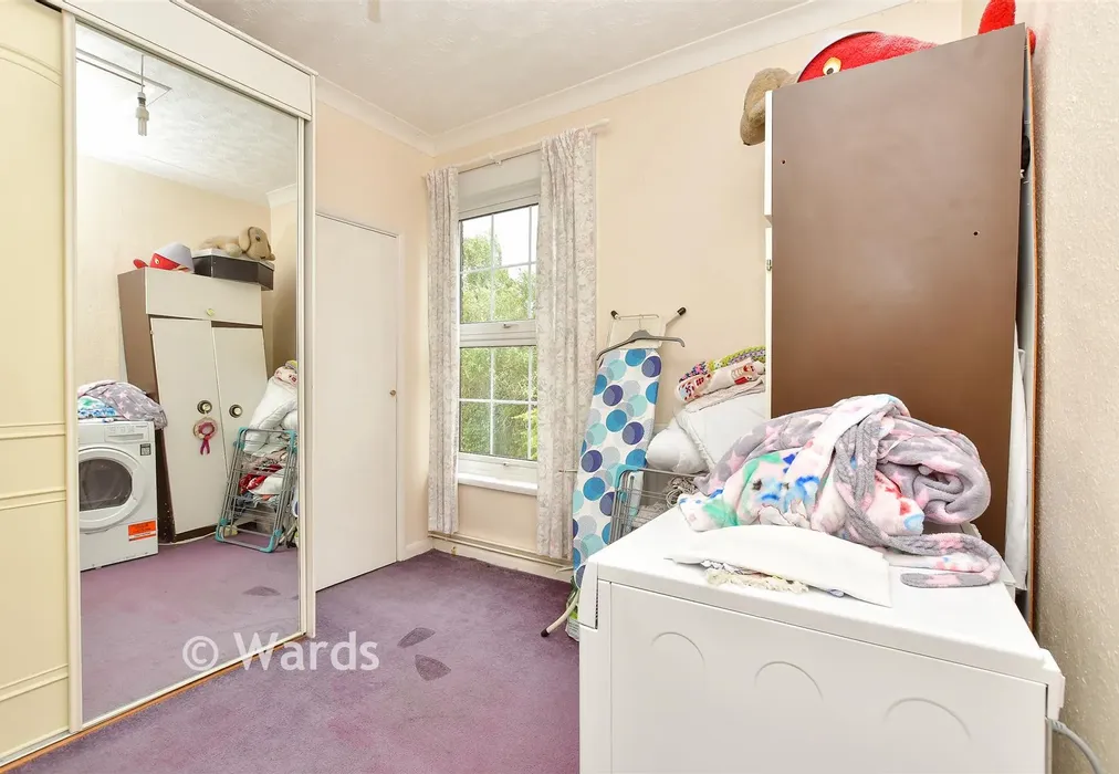 Bedroom 3 - London Road, Teynham, Nr Sittingbourne, Kent - Wards of Kent