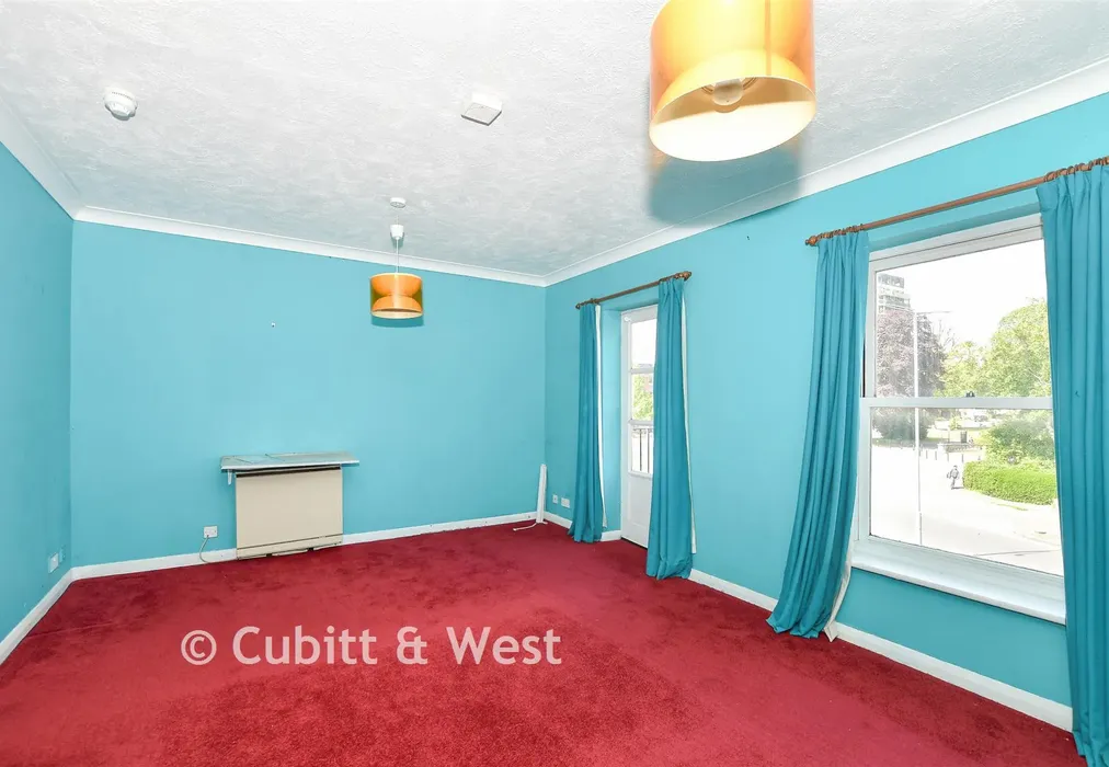 Living Room - Stanford Avenue, Brighton, East Sussex - Wards of Kent