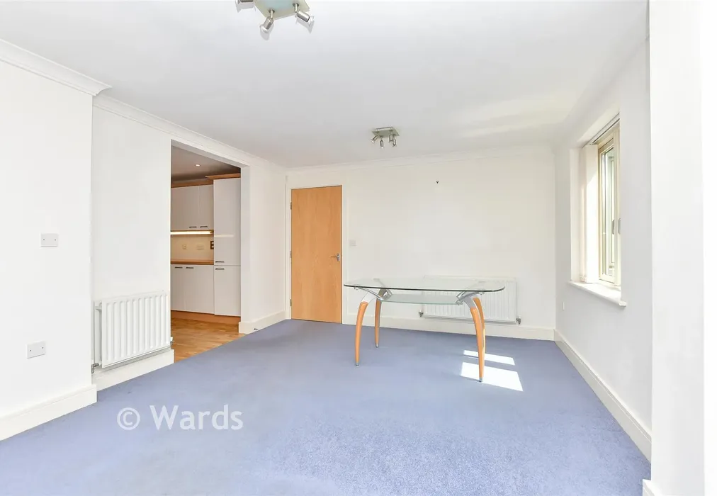 Lounge/Diner - Phalarope Way, St. Mary's Island, Kent - Wards of Kent