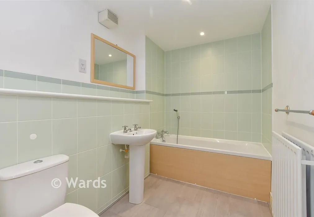 Bathroom - Phalarope Way, St. Mary's Island, Kent - Wards of Kent