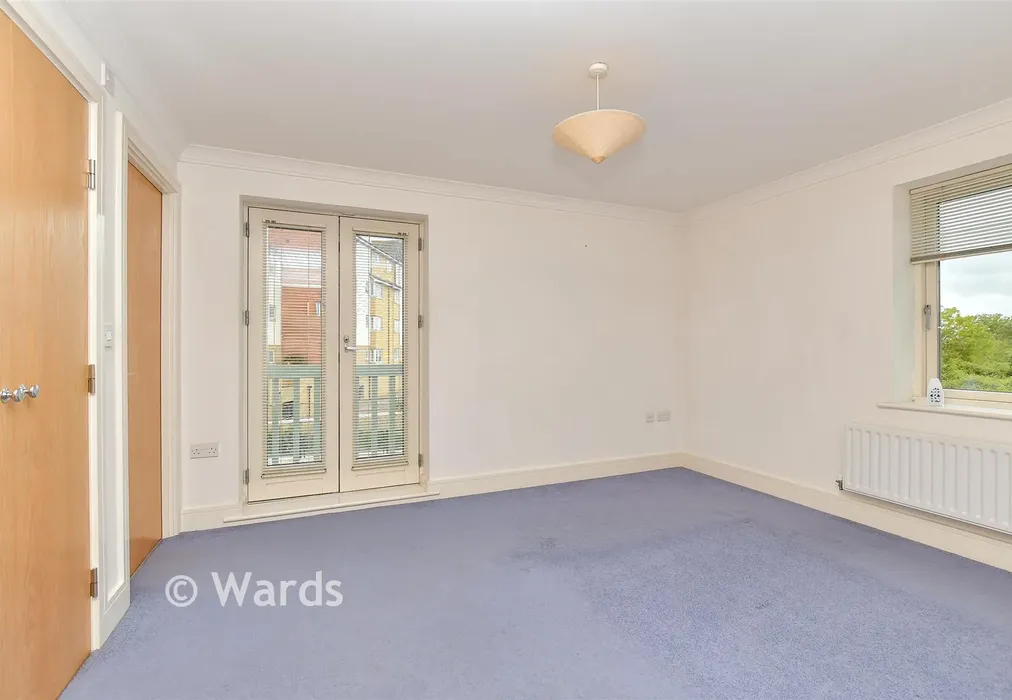 Bedroom 1 - Phalarope Way, St. Mary's Island, Kent - Wards of Kent