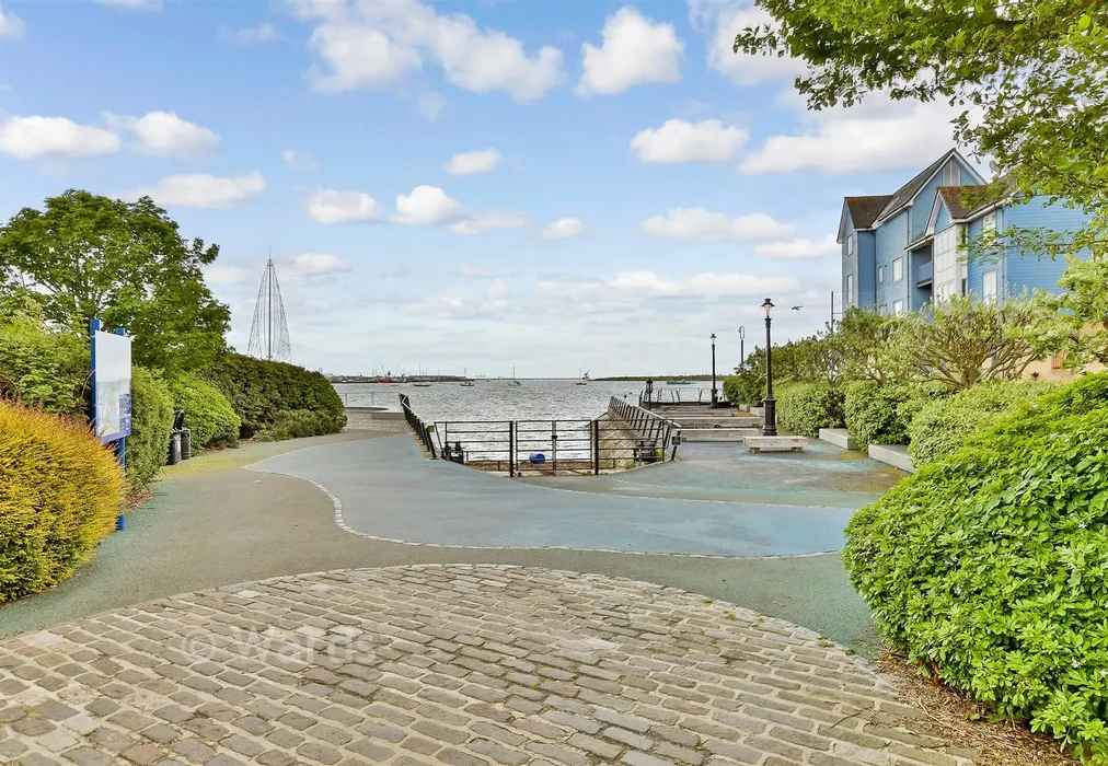 Surrounding Area - Phalarope Way, St. Mary's Island, Kent - Wards of Kent