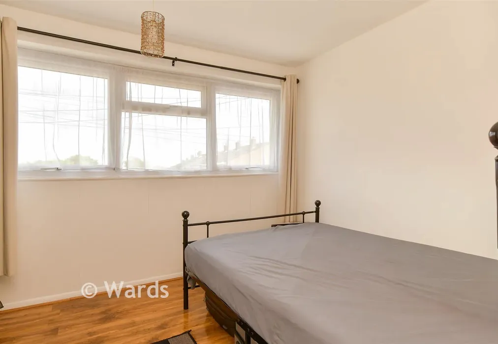 Bedroom 1 - Fulmar Road, Rochester, Kent - Wards of Kent