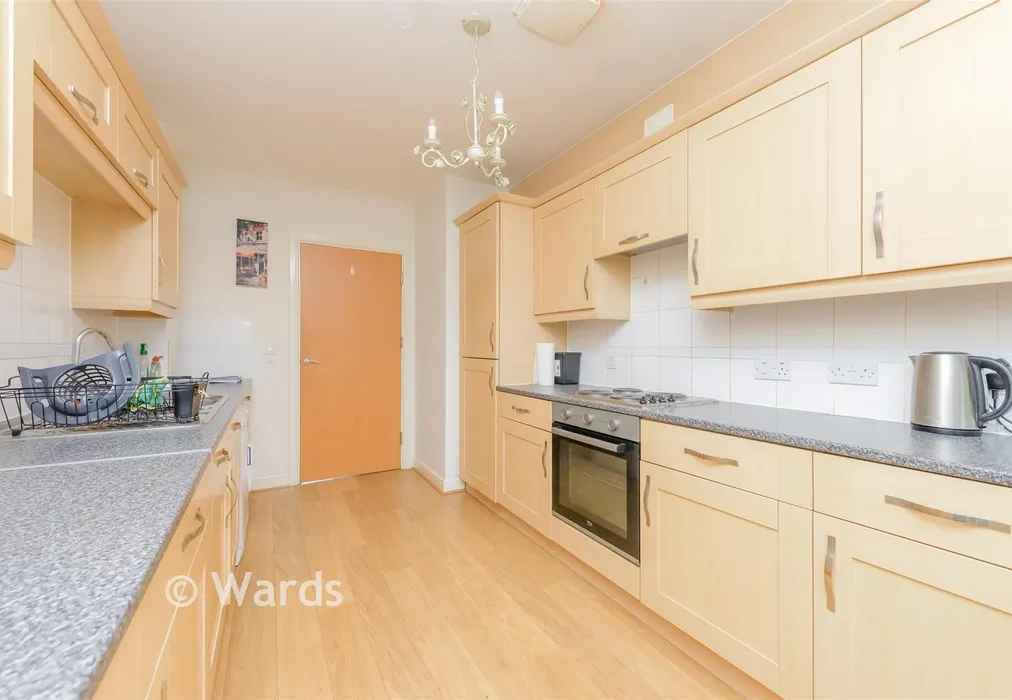 Kitchen - Esparto Way, Dartford, Kent - Wards of Kent
