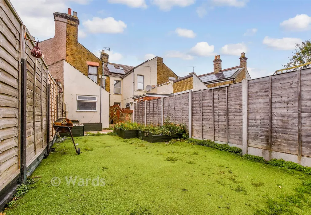 Rear Garden - Alexandra Road, Sheerness, Kent - Wards of Kent