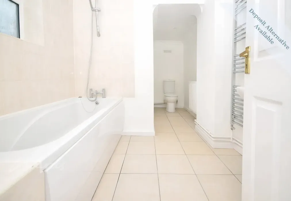 dale street bathroom - Dale Street Chatham ME4 - Wards of Kent
